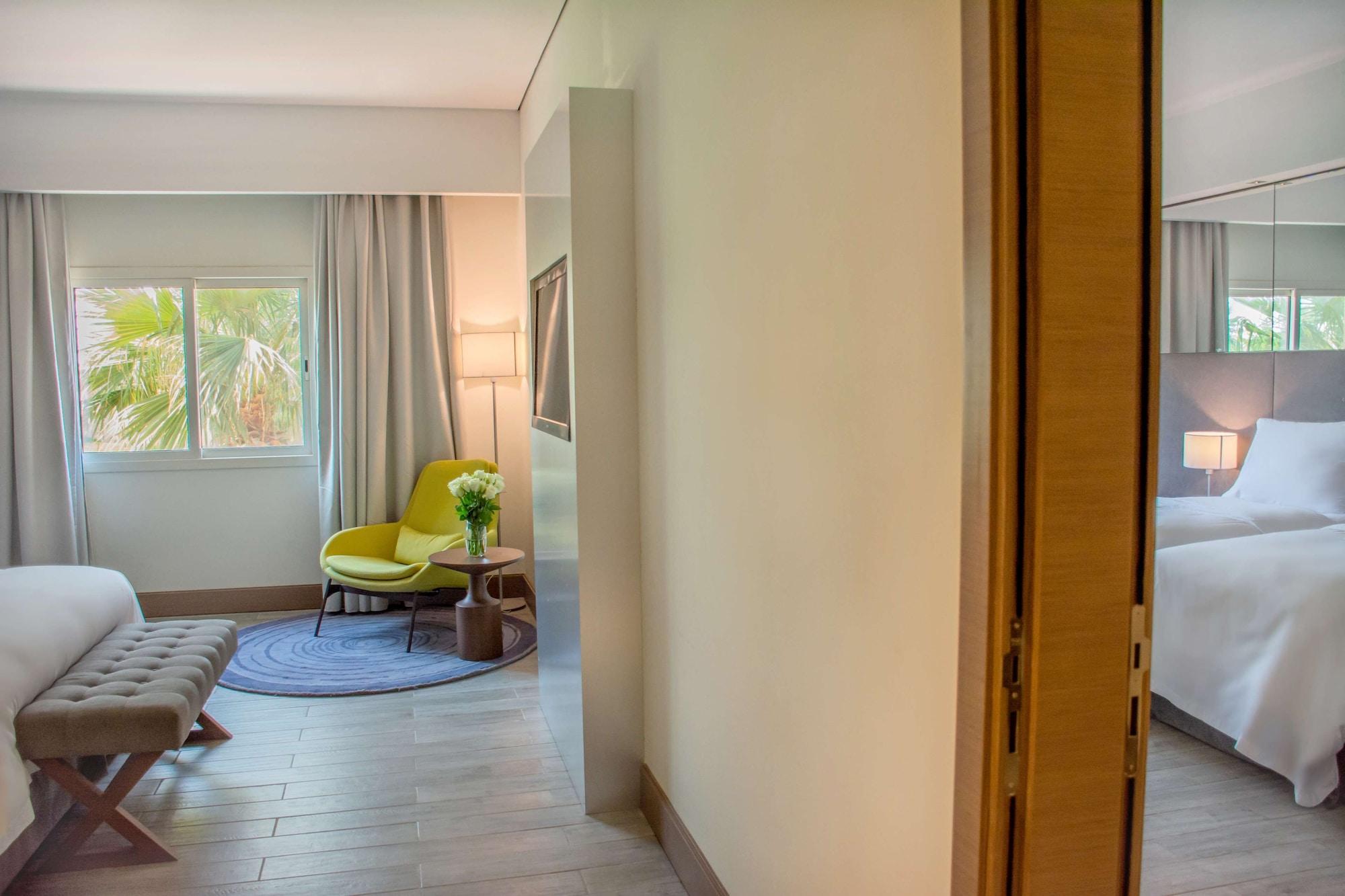 Radisson Blu Resort, Al Khobar Half Moon Bay Esterno foto Deluxe room