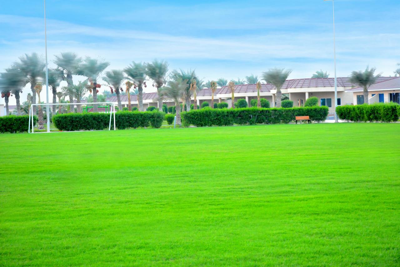 Radisson Blu Resort, Al Khobar Half Moon Bay Esterno foto Al-Ahly Club