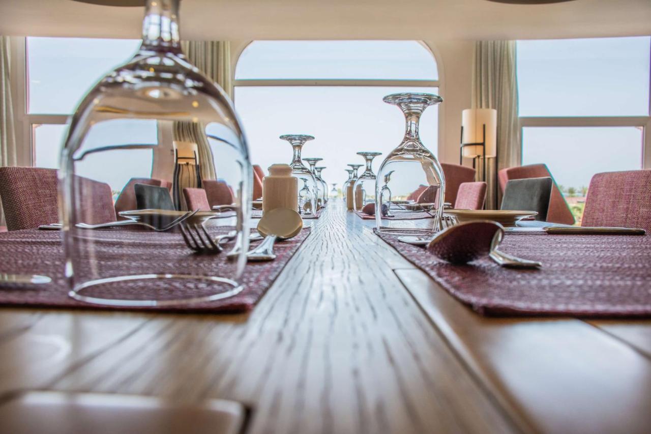 Radisson Blu Resort, Al Khobar Half Moon Bay Esterno foto Restaurant